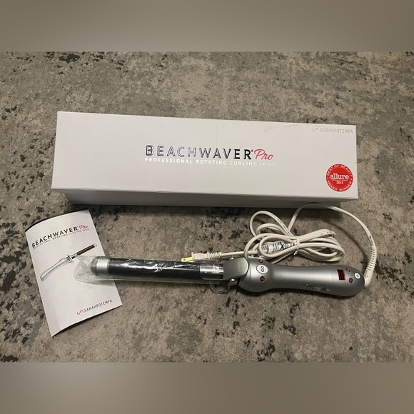 BEACHWAVER® PRO 1 DUAL VOLTAGE ROTATING CURLING IRON